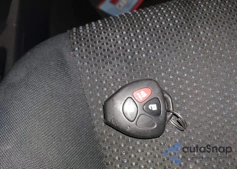 2009 Toyota Matrix S z USA, uszkodzony, nr VIN 2T1LE40E09C011701